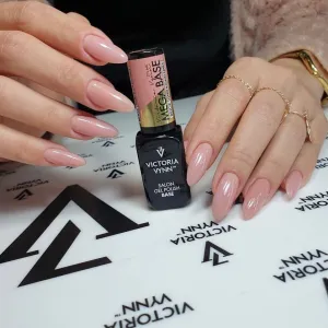 Mega Base Beige 8ml Mega Base Beige 8ml